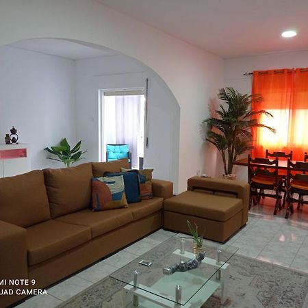 Lovely Apartment In Mindelo City Center מראה חיצוני תמונה