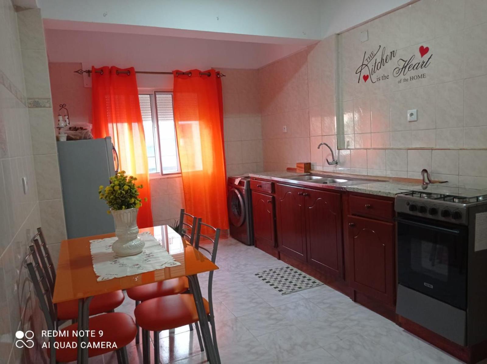 Lovely Apartment In Mindelo City Center מראה חיצוני תמונה
